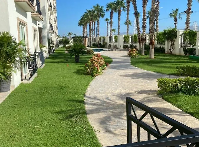Puerta Cabos Village *
